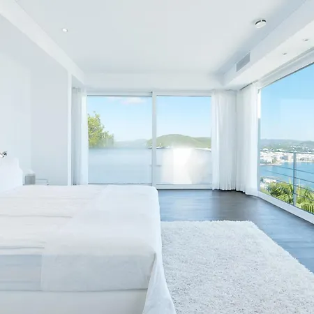 Vila Casa Minnustras - Santa Eulalia *